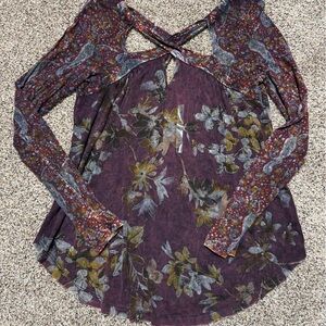 Gimmicks NWT Floral Plum Long Sleeve Boho Cutout Top XS